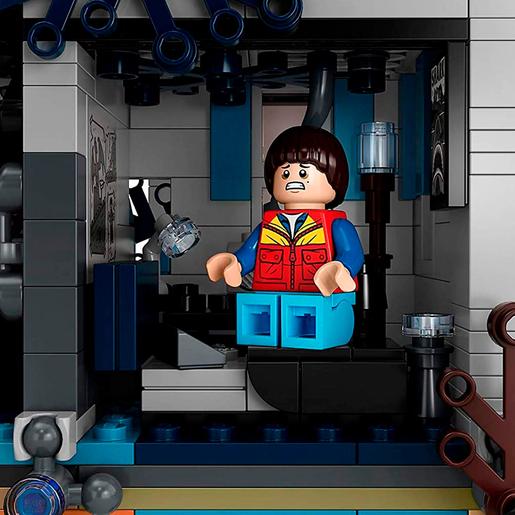 LEGO Stranger Things - El Mundo del Revés - 75810 | Lego Movie | Toys"R"Us  España