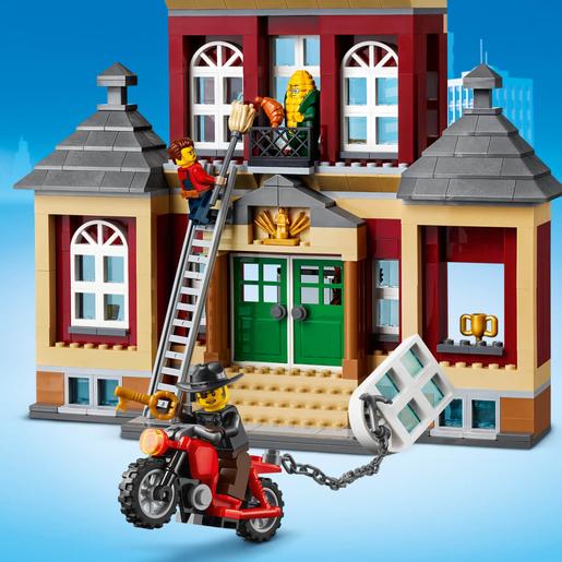 LEGO City - Plaza Mayor - 60271 | Lego City | Toys"R"Us España